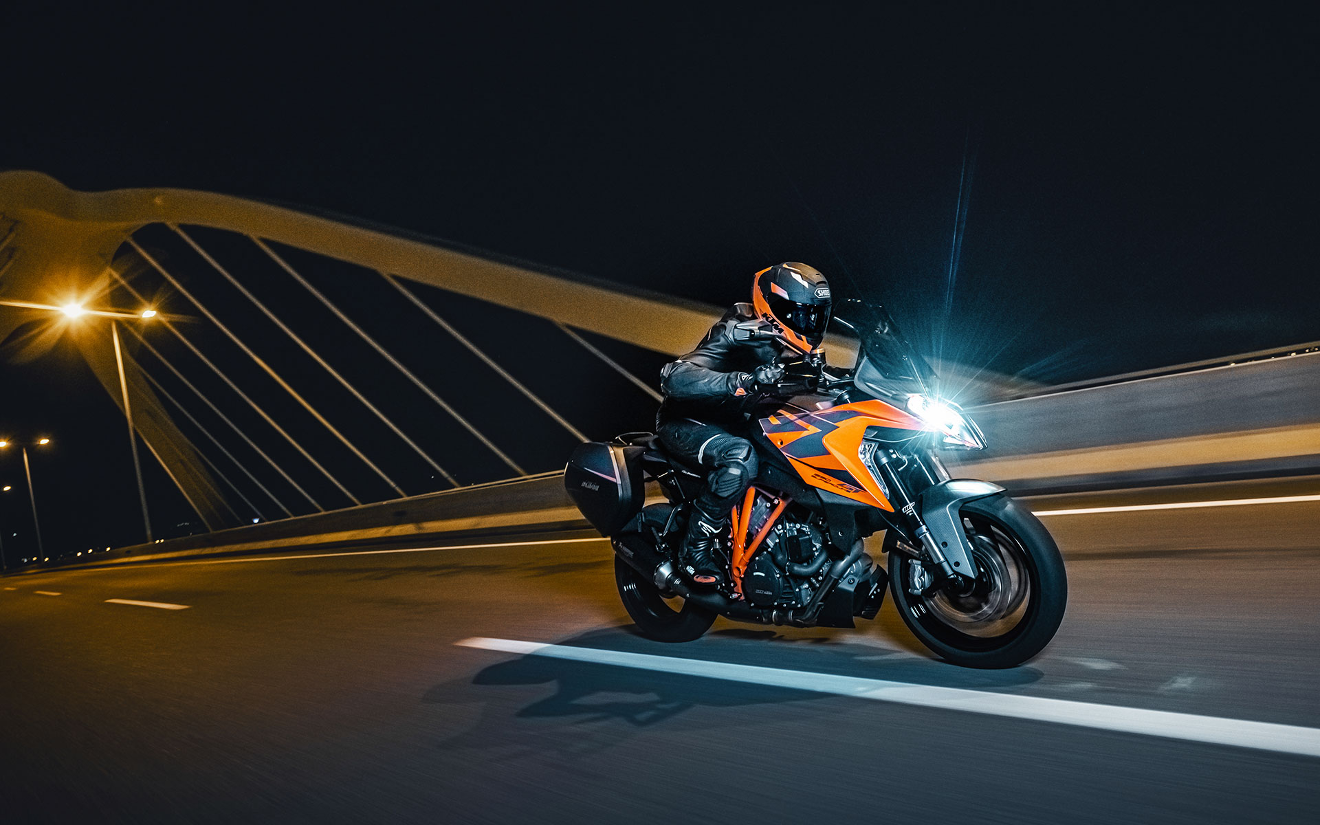 KTM Sports Tourer 1290 Super Duke GT 2024 photo