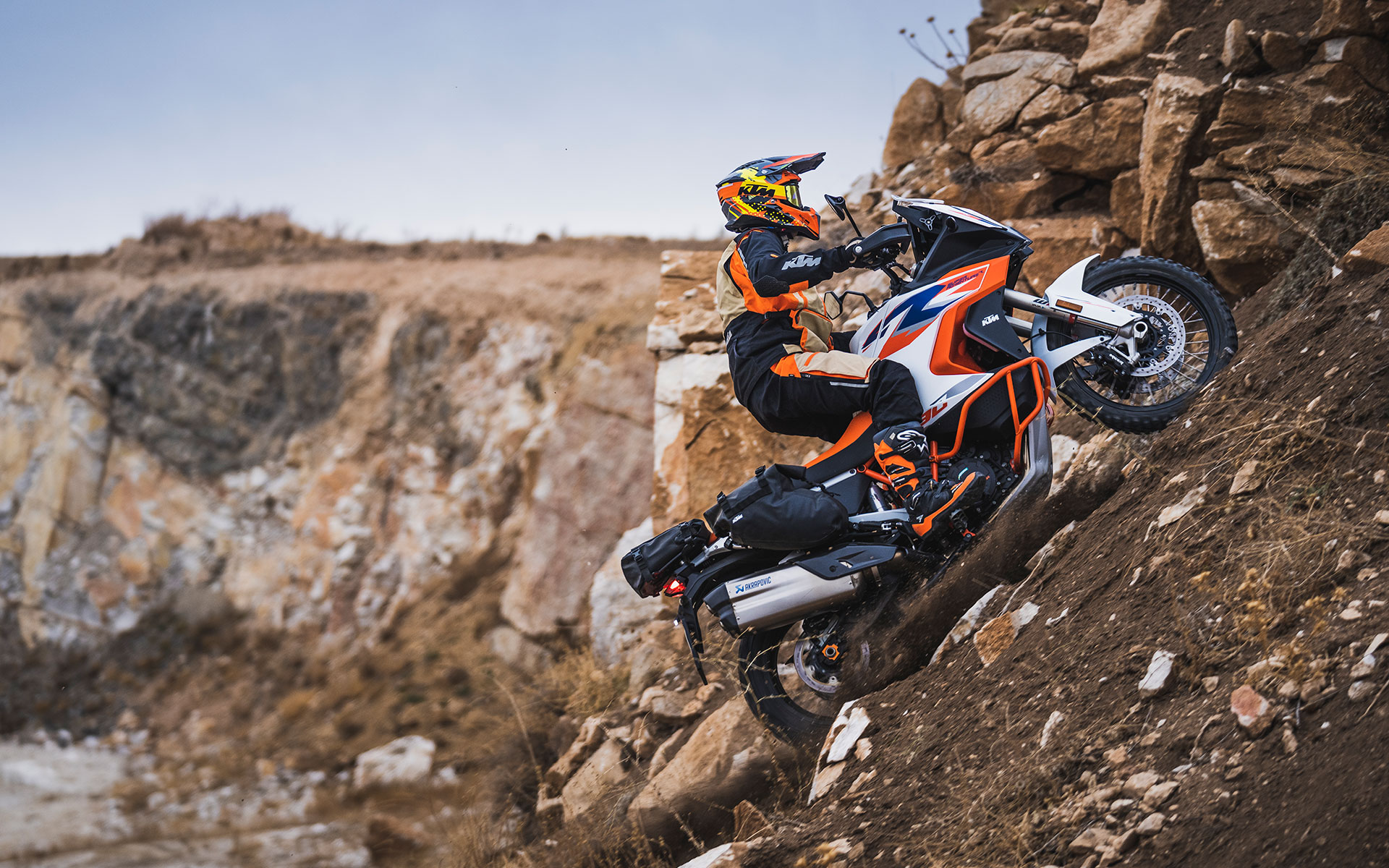 KTM Travel 1290 Super Adventure R 2024 photo