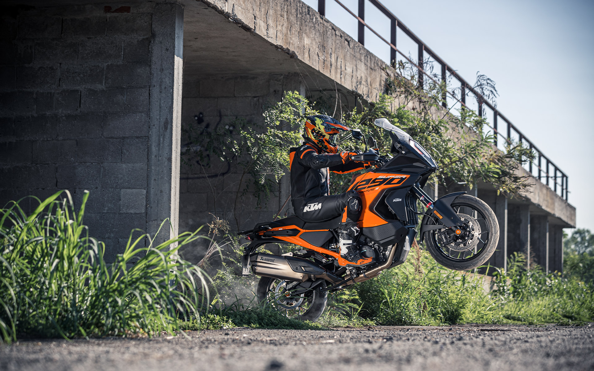 KTM Travel 1290 Super Adventure S 2024 photo