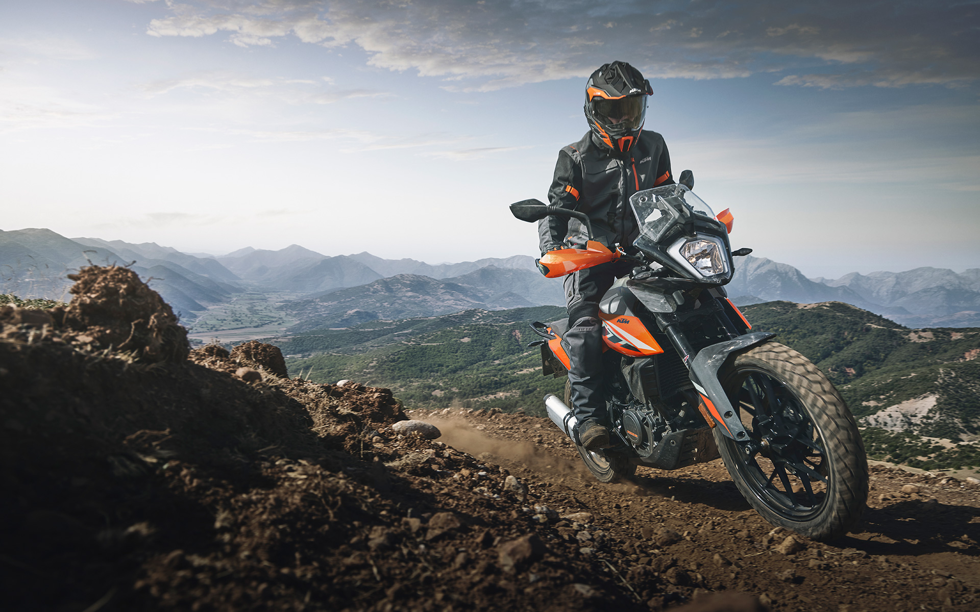 KTM Travel 250 Adventure 2024 photo